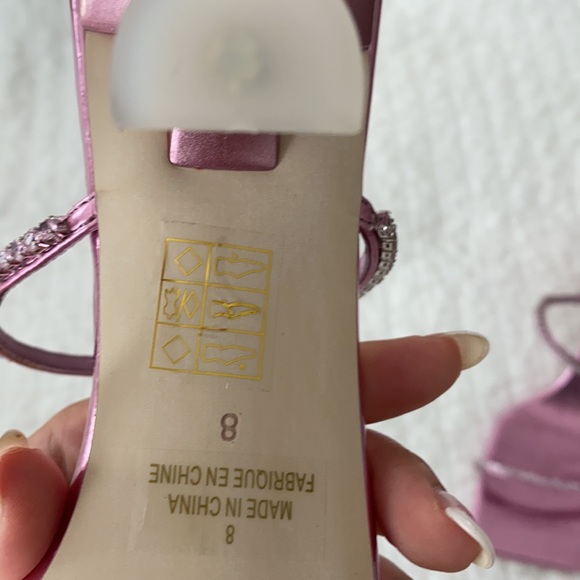 Pink heels - Picture 5 of 5